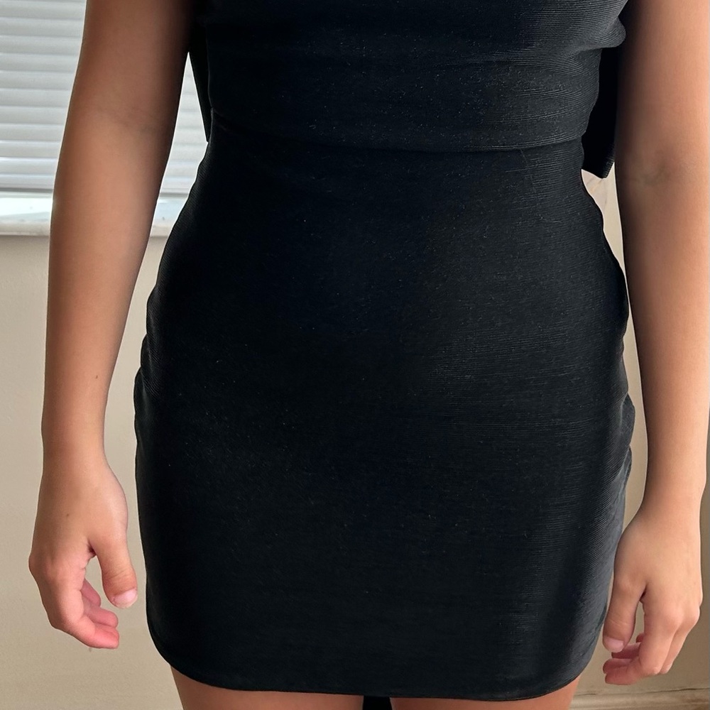Elegant Black Bodycon Dress